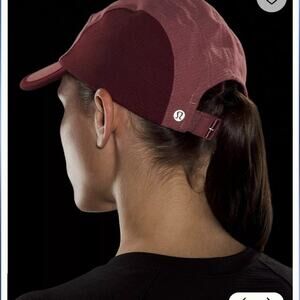 NWT Lululemon Milti-Panel Run Hat S/M